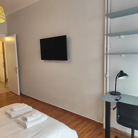Parastaseis One Bedrooom Flat Georges Square * 帕特雷