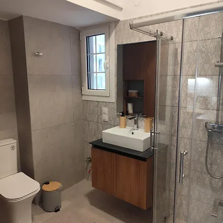 Parastaseis One Bedrooom Flat Georges Square * Patras