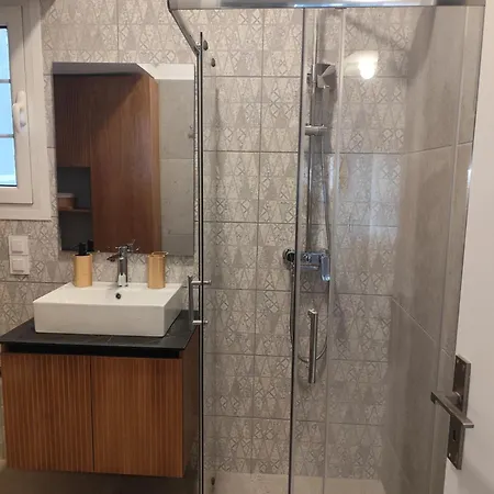 Parastaseis One Bedrooom Flat Georges Square アパート