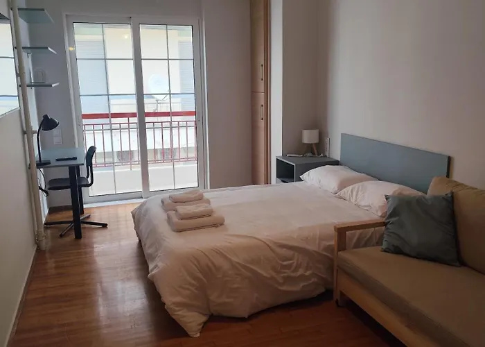 Parastaseis One Bedrooom Flat Georges Square パトラ