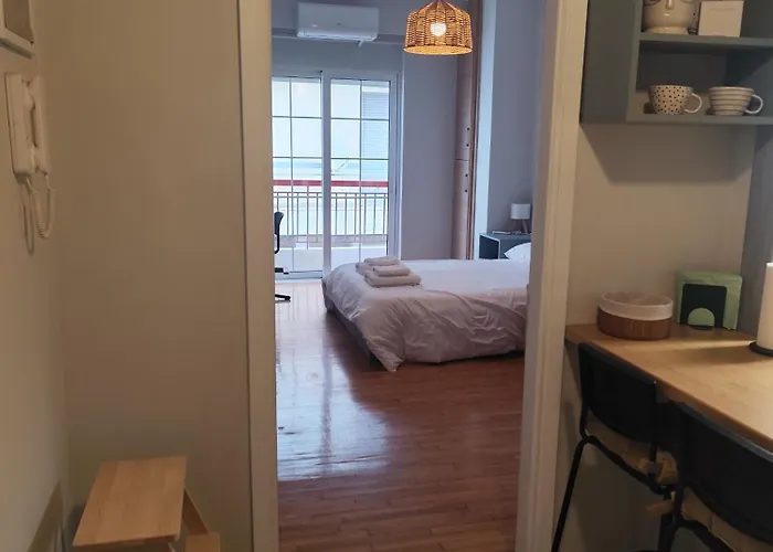 Parastaseis One Bedrooom Flat Georges Square パトラ