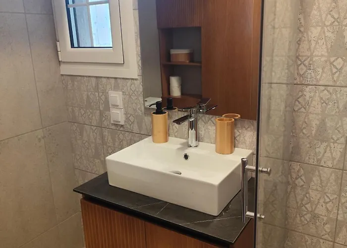 Parastaseis One Bedrooom Flat Georges Square パトラ